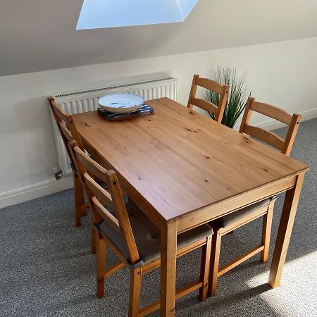 Swanage Holiday Penthouse Apartment, Moments From Beach And Town, On Site Parking, Fast Wifi, Sleeps Up To 6, Rated Exceptional エクステリア 写真